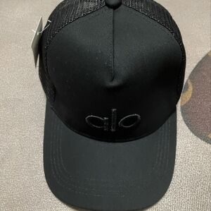 ALO Yoga Black Mesh Cap